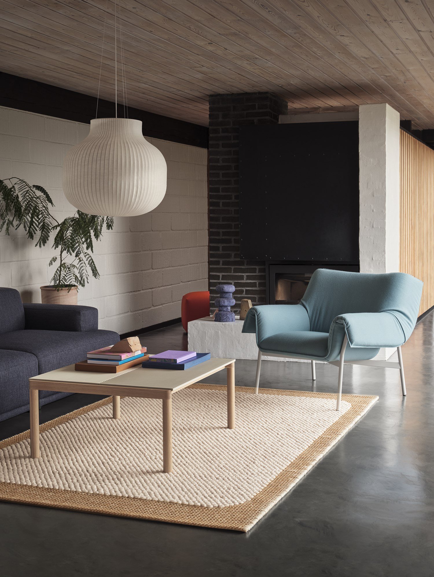 Connect Soft Modular Sofa 3-Seater Config. 1 Ecriture 780, Couple Coffee Table 80x84x40 in 1 Plain 1 Wavy Sand/Oak, Wrap Lounge Chair in Grey/Hero 732, Strand Pendant Ø60 cm, Echo Pouf in Vidar 542, Pebble Rug 170x240 in Burnt Orange Connect Soft Modular Sofa 3-Seater Config. 1 Ecriture 780, Couple Coffee Table 80x84x40 in 1 Plain 1 Wavy Sand/Oak, Wrap Lounge Chair in Grey/Hero 732, Strand Pendant Ø60 cm, Echo Pouf in Vidar 542, Pebble Rug 170x240 in Burnt Orange